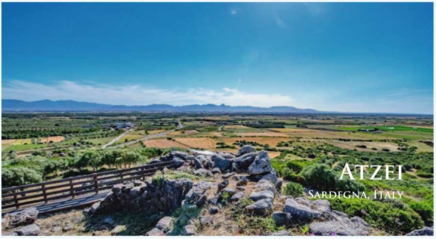 アッツェイ (Atzei) イタリア、サルデーニャ