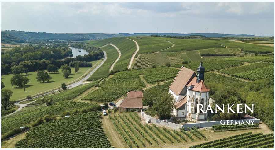 フランケンのぶどう畑　（ドイツ・フランケン）