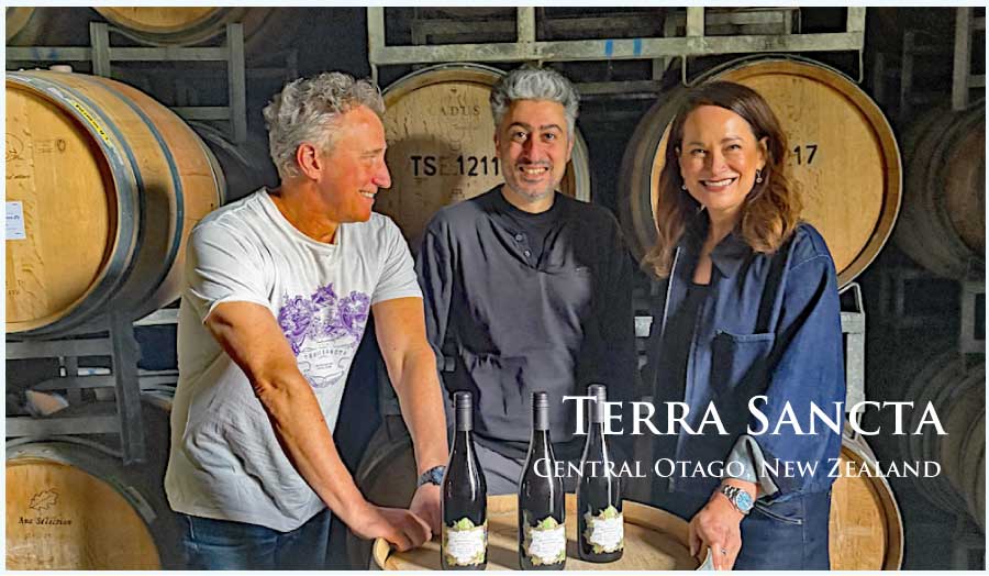 テラ・サンクタ (Terra Sancta)